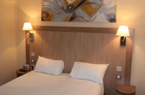 Logis Lhotel Restaurant Antony Verrieres Le Buisson Massy  Szoba fotó