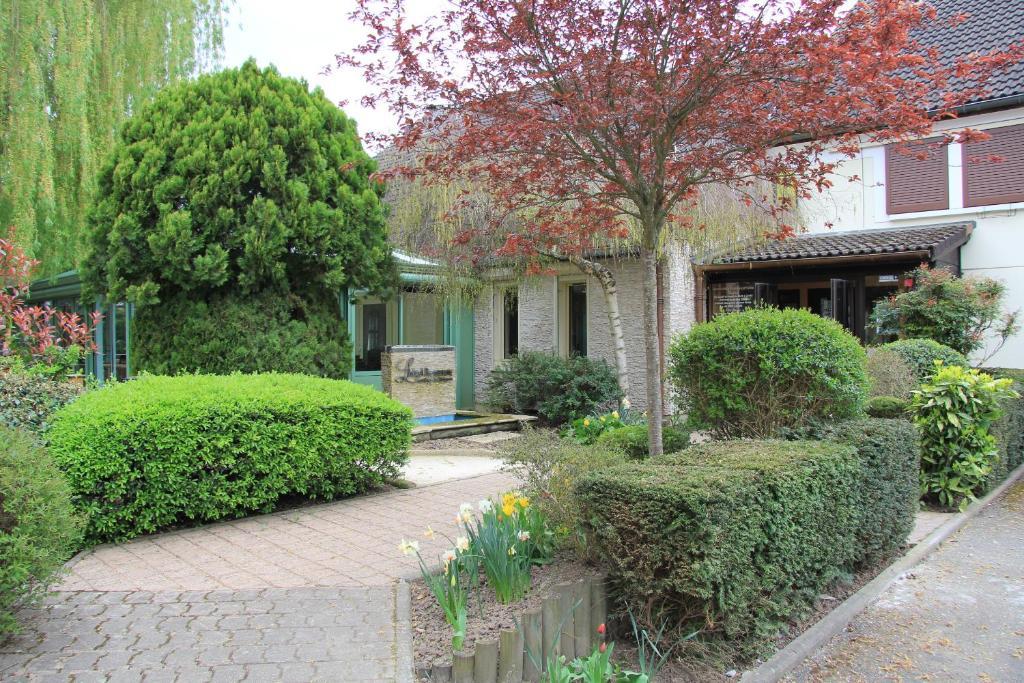 Logis Lhotel Restaurant Antony Verrieres Le Buisson Massy  Kültér fotó