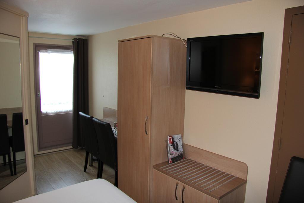 Logis Lhotel Restaurant Antony Verrieres Le Buisson Massy  Szoba fotó